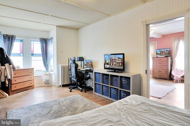 300 S Locust St, Hagerstown, MD 21740 - photo 2