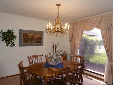 1919 4th St SE, East Wenatchee, WA 98802 - photo 6