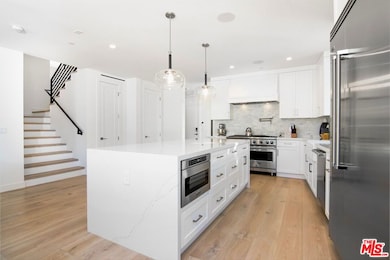 1703 Plaza Del Sur unit 2, Newport Beach, CA 92661 - photo 4