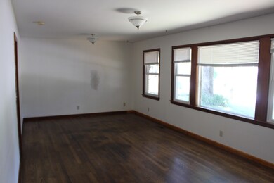 517 Mckellar Dr, Manchester, TN 37355 - photo 5