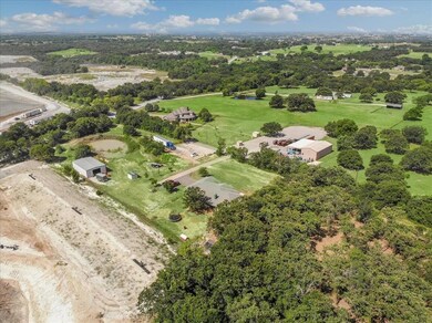 300 Quincy Ln, Weatherford, TX 76087 - photo 5