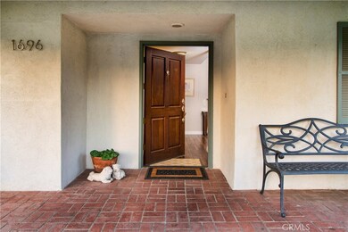 1696 N 2nd Ave, Upland, CA 91784 - photo 2