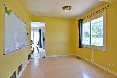 650 Shining Water Dr, Carol Stream, IL 60188 - photo 7