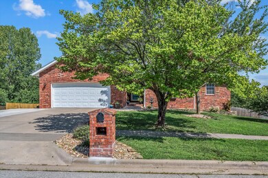 03-galluphill-73