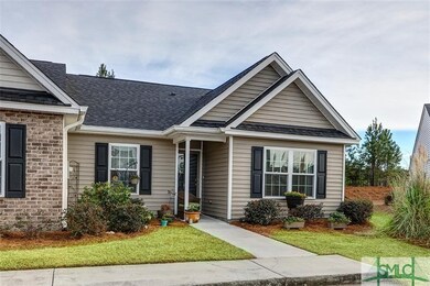 Amazing End Unit ~ Tons of Upgrades ~ Gutters Fron