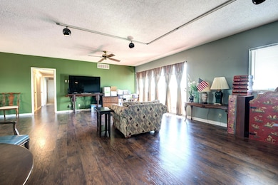 Parkway House unit 1106, Memphis, TN 38112 - photo 5