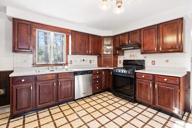 31 Valhalla Dr, Milford, NH 03055 - photo 7