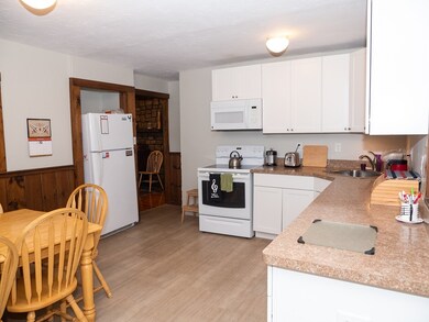 444 Franklin St, Whitman, MA 02382 - photo 7