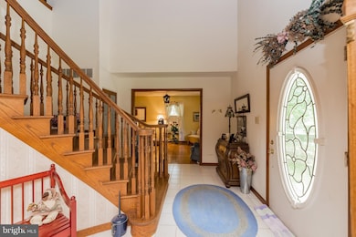 219 N Marlyn Ave, Essex, MD 21221 - photo 4