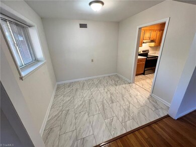 1610 W Northwest Blvd unit D, Winston Salem, NC 27104 - photo 4