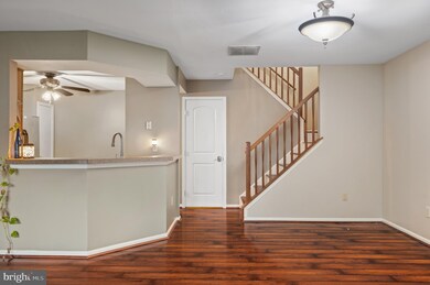 703 Oliphant Ln unit 703, Mount Laurel, NJ 08054 - photo 5