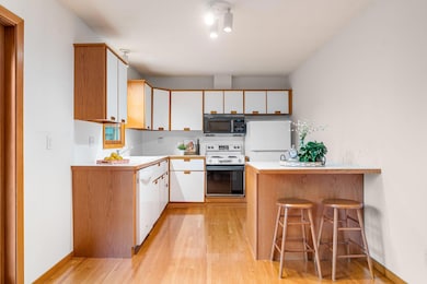 8341 Ewing Rd S, Minneapolis, MN 55431 - photo 7