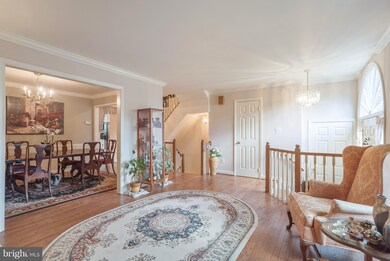 6830 Mclean Province Cir, Falls Church, VA 22043 - photo 4