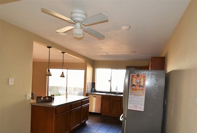 6606 Feather Creek Dr, Houston, TX 77086 - photo 7