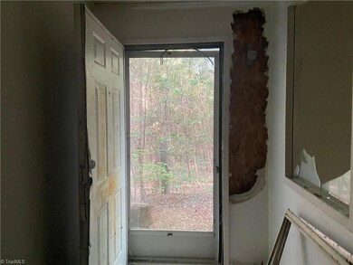 2308 Forest Hills Dr, Asheboro, NC 27205 - photo 7