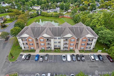 136 Frank Ct unit 136, South Plainfield, NJ 07080 - photo 2