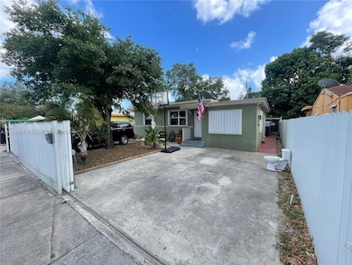 2144 NW 85th St, Miami, FL 33147 - photo 3
