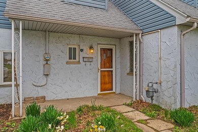 3-web-or-mls-1384 Moler Rd-103