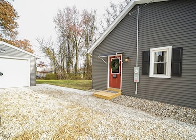 512 W Federal St, Niles, OH 44446 - photo 2