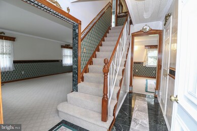 4305 Middle Ridge Dr, Fairfax, VA 22033 - photo 4