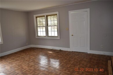 105 S Branch St, Reidsville, NC 27320 - photo 3