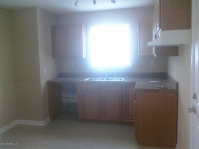 6753 Flopsy Ln, Jacksonville, FL 32210 - photo 6