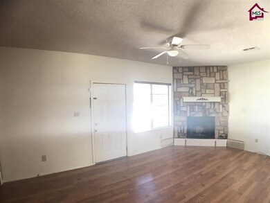912 Santa Cruz Dr, Alamogordo, NM 88310 - photo 5