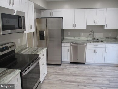 8981 Omega Ct, Springfield, VA 22152 - photo 2