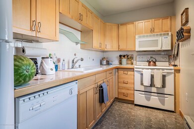 Kitchen1