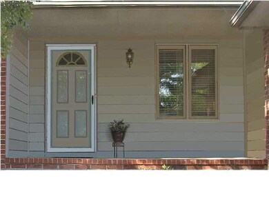 LARGE, WELCOMING FRONT PORCH!