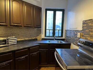 Parkchester unit ME, Bronx, NY 10462 - photo 5