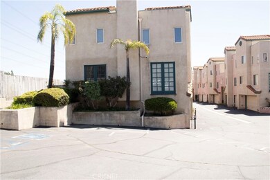 13901 Olive View Ln unit 49, Sylmar, CA 91342 - photo 3