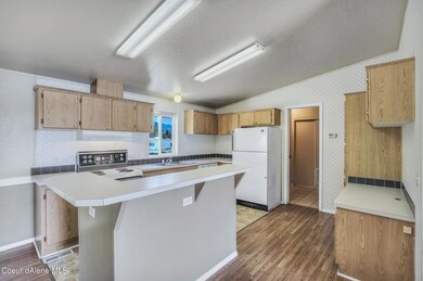 200 E 3rd St S, Oldtown, ID 83822 - photo 3