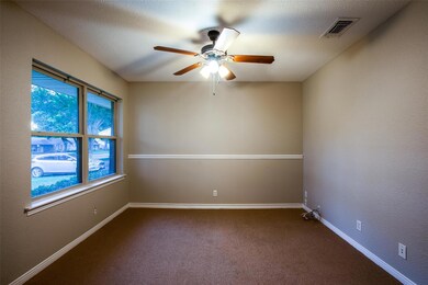 1209 Red Oak St, Ennis, TX 75119 - photo 4