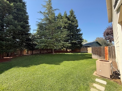 729 July Way, Redding, CA 96003 - photo 4