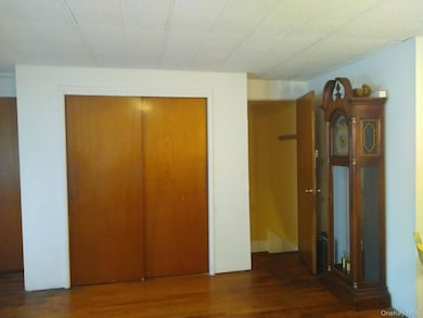 81-5 149th Ave, Howard Beach, NY 11414 - photo 4