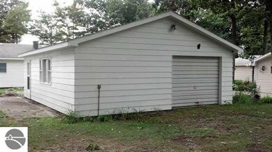 4106 E Michigan Ave, Au Gres, MI 48703 - photo 2