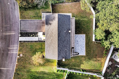 25 Hitching Post Ln, Glen Cove, NY 11542 - photo 5