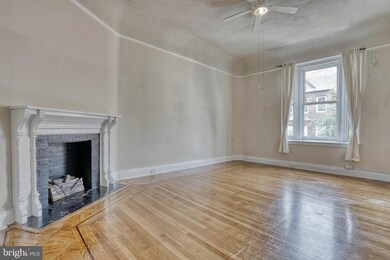 1208 N Calvert St unit 4, Baltimore, MD 21202 - photo 4