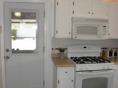 1913 Cherrywood Ct unit 1913, Joliet, IL 60435 - photo 5