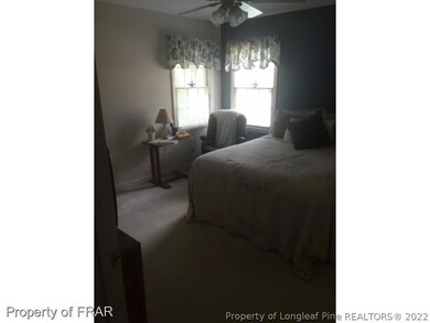 696 Fairfield Rd, Fayetteville, NC 28303 - photo 4