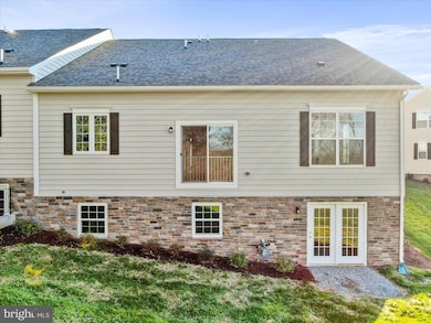 12926 Hawkins Cir unit 26, Hagerstown, MD 21742 - photo 6