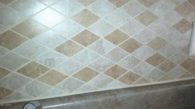 720 E Cochise Dr unit A, Phoenix, AZ 85020 - photo 6