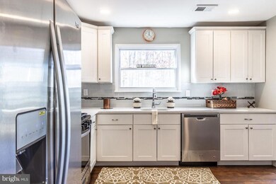 28 Orion Way, Sewell, NJ 08080 - photo 3