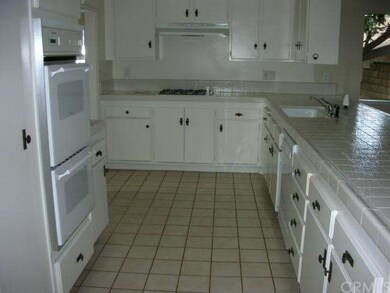 Kitchen, new dishwasher