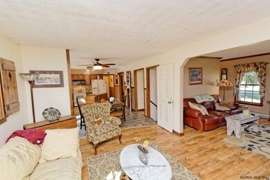 2 Summer St, Troy, NY 12180 - photo 5