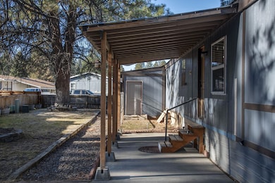 61000 Brosterhous Rd unit 574, Bend, OR 97702 - photo 3