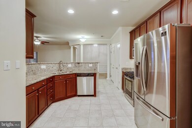 9724 Holmes Place unit 406, Manassas Park, VA 20111 - photo 7