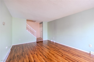 5520 Bretton Ct unit A, Willoughby, OH 44094 - photo 4