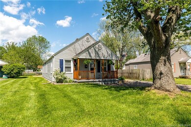 1740 Twin Oaks Dr, New Albany, IN 47150 - photo 2